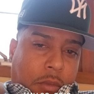 Meet your Posher, Derrick